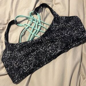 Lululemon Free To Be Wild Sports Bra, Size 12